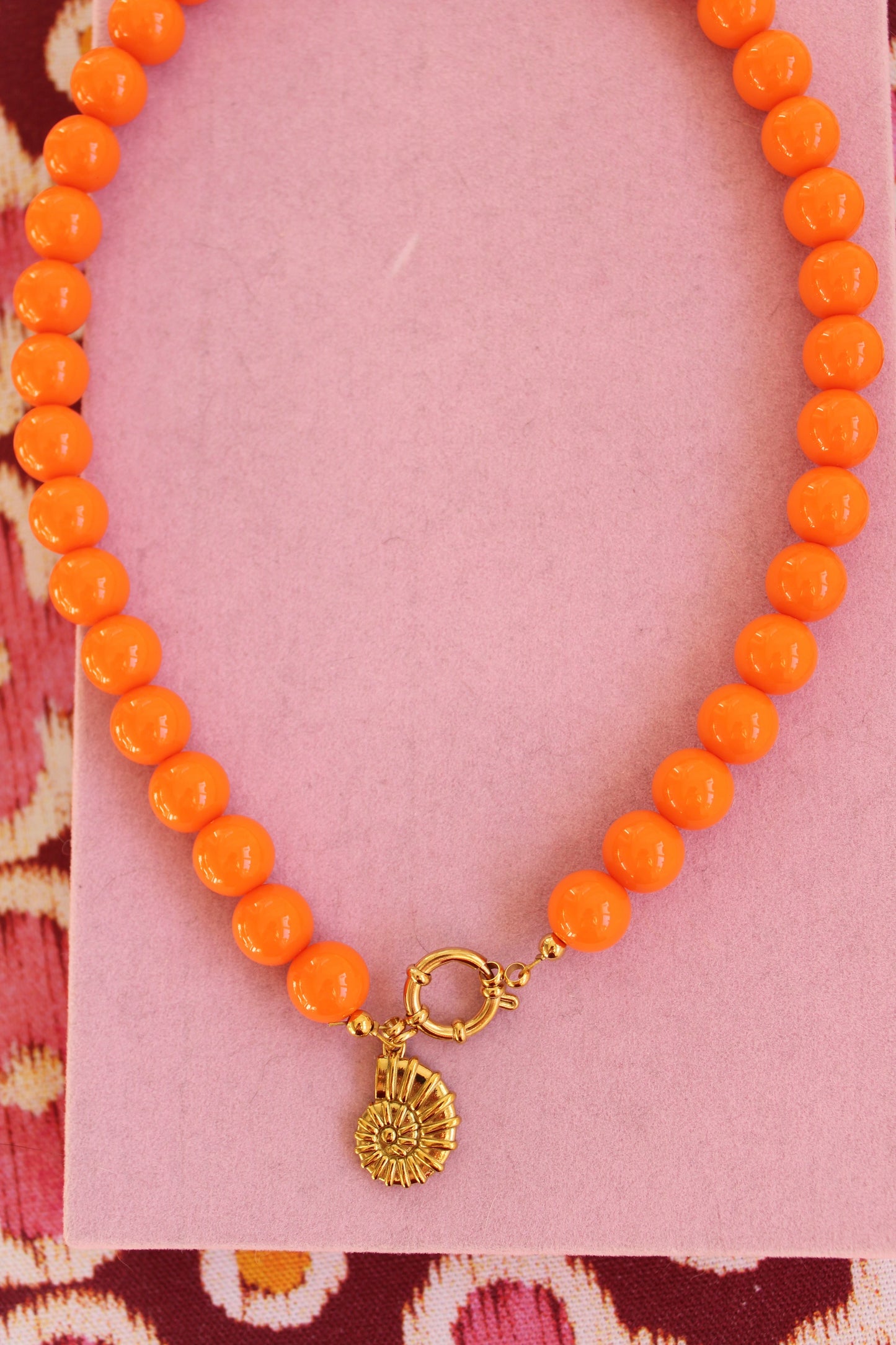 Bolt orange