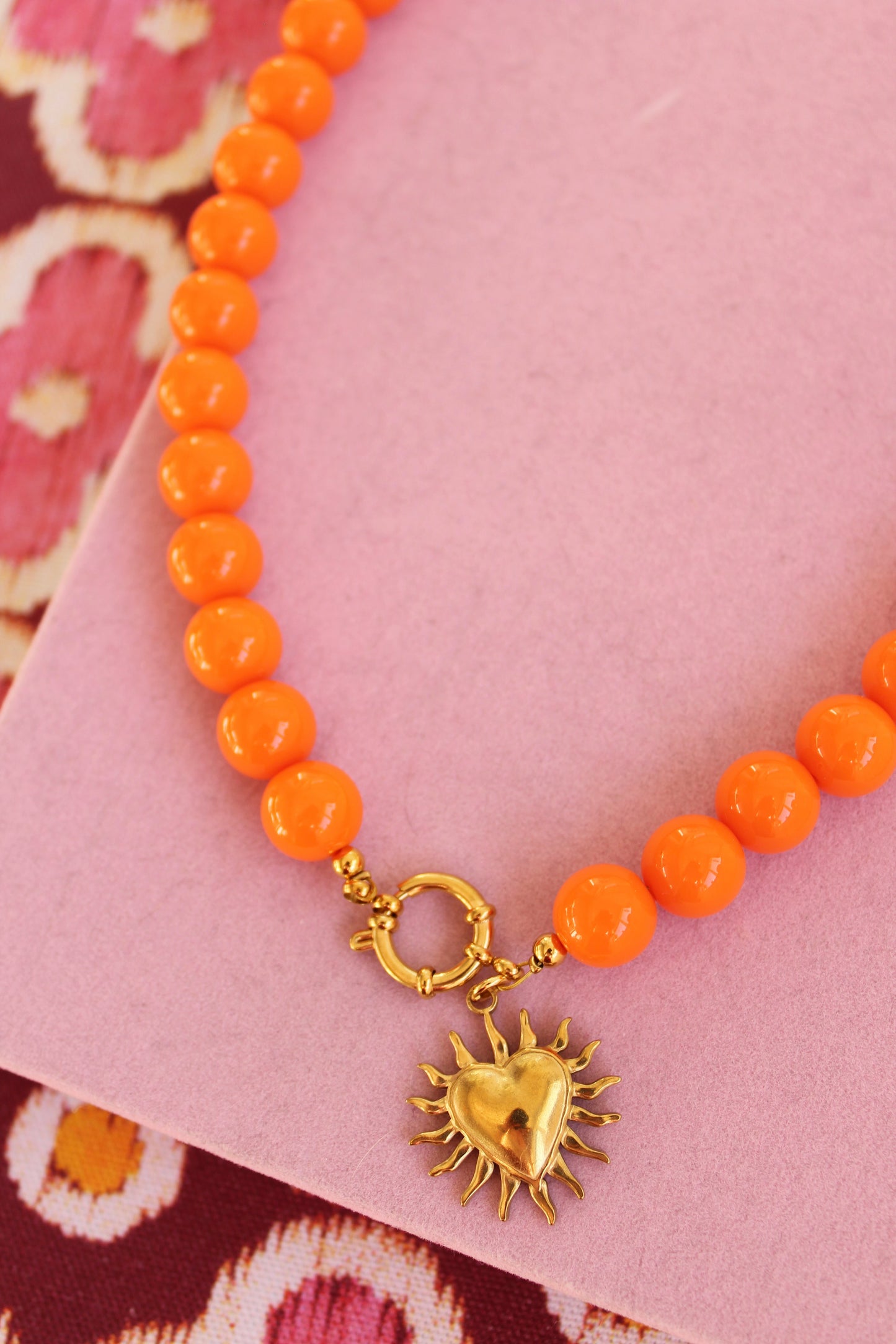 Bolt orange