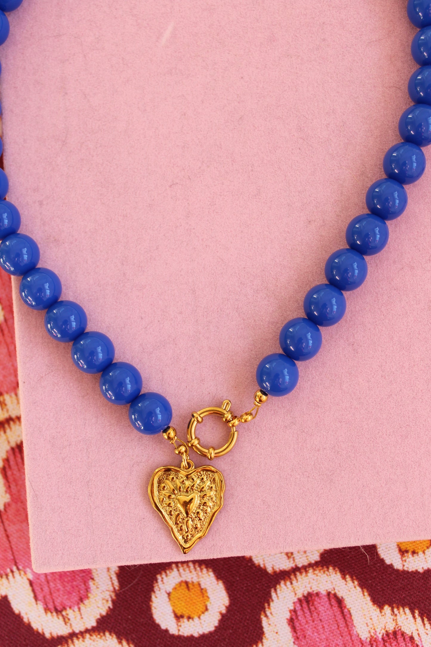 Bolt royal blue