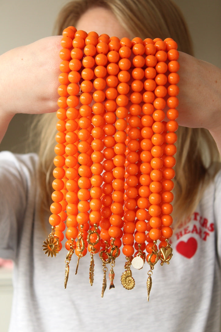 Bolt orange